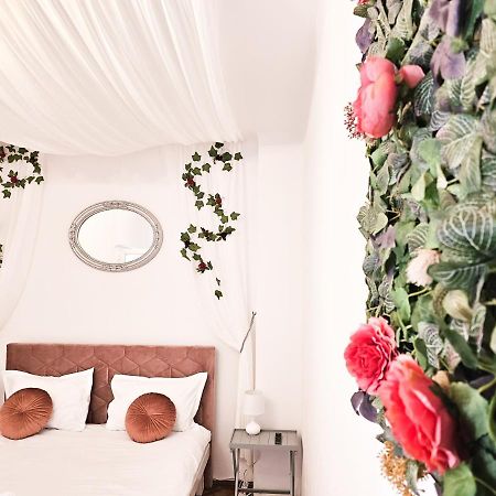 Appartamento Marigold Boutique Braşov Esterno foto